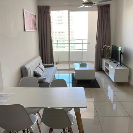 Mansion One Georgetown 2Br Seaview 7 Pax Apartment Exterior foto